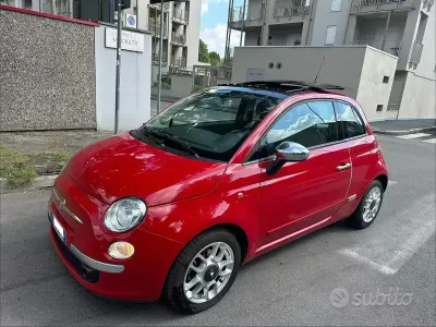 Begagnad Fiat 500 Lounge 69 HK (50 kW) 2009 Röd Cab