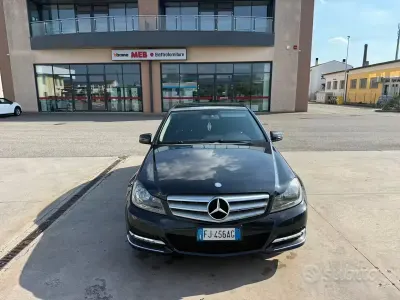 Usata Mercedes C200 136 CV (100 kW) 2011 Berlina