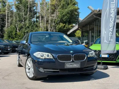 Usata BMW 520 Efficient Dynamics 184 CV (135 kW) 2011 Blu scuro metallizzato Station wagon
