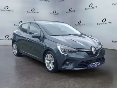 Usata Renault Clio V Business 91 CV (66 kW) 2022 Grigio Berlina