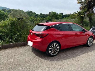 Usata Opel Astra Innovation 110 CV (80 kW) 2015 Rosso Berlina