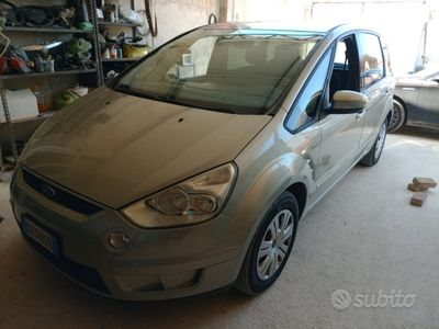 Usata Ford S-MAX S 2009 Grigio Monovolume