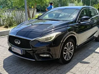 Usata Infiniti Q30
