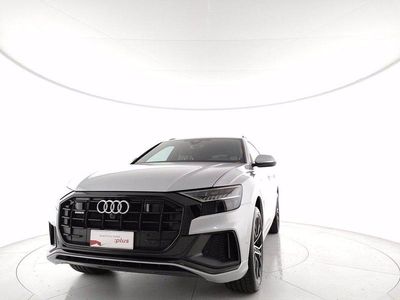 Argento floret metallizzato Usata 2021 Audi Q8 Ambiente SUV | 53.900 € (Ottimo prezzo)