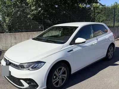 Usata VW Polo R-line 95 CV (69 kW) 2023 Bianco Utilitaria