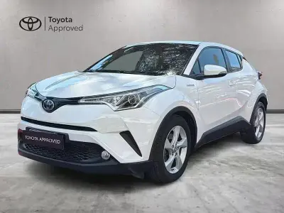 Usata Toyota C-HR Active 122 CV (89 kW) 2017 Bianco SUV