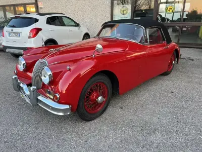 Usata Jaguar XK 190 CV (139 kW) 1950 Rosso Cabrio