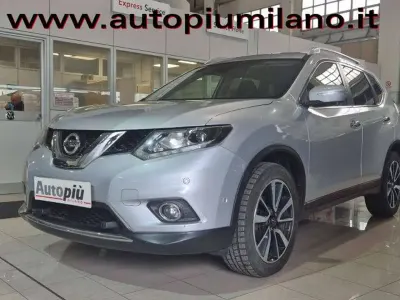 Usata Nissan X-Trail Tekna 131 CV (96 kW) 2015 Argento SUV