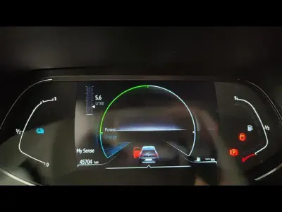 Usata Renault Clio Intens 140 CV (102 kW) 2022 Marrone Utilitaria