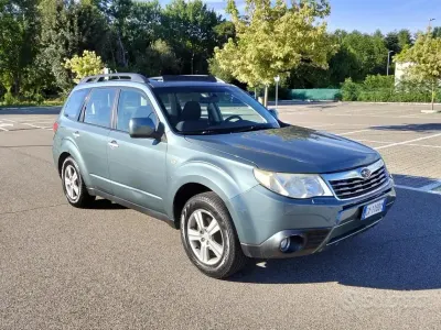 Usata Subaru Forester 150 CV (110 kW) 2009 Verde SUV