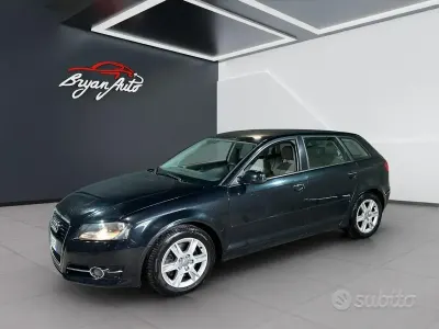 Käytetty Audi A3 Ambiente 170 HP (125 kW) 2012 Musta Viistoperä
