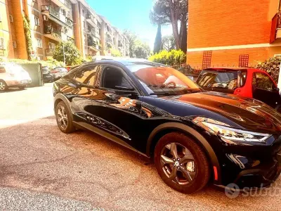 Usata Ford Mustang Mach-E 197 kW (269 CV) 2023 SUV