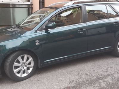 usata Toyota Avensis 2.0 Diesel