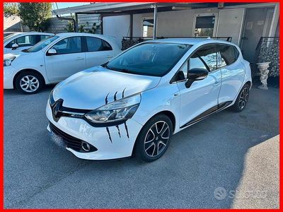Second-hand Renault Clio IV 75 CP (55 kW) 2016 Alb Berlinǎ