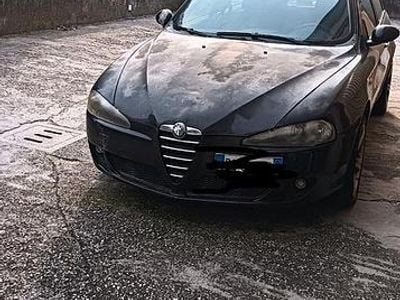 Usata Alfa Romeo 147 120 CV (88 kW) 2006 Nero Utilitaria