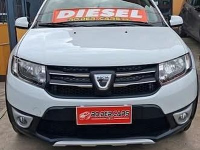 Usata Dacia Sandero Prestige 90 CV (66 kW) 2015 Bianco Berlina