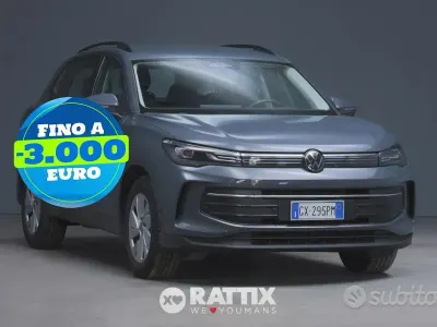 Usado VW Tiguan Life 150 HP (110 kW) 2024 Cinzento SUV