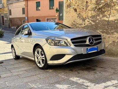 Usata Mercedes A180 109 CV (80 kW) 2013 Berlina