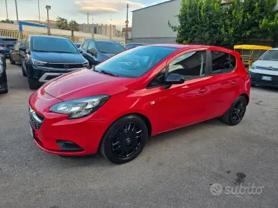 Usata Opel Corsa 75 CV (55 kW) 2018 Rosso Utilitaria