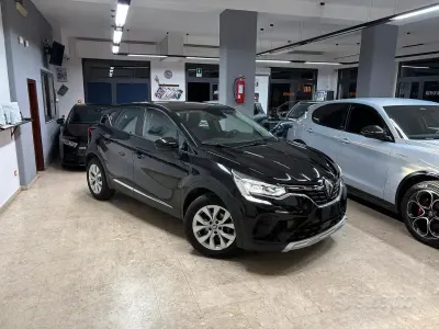 Usata Renault Captur Business 116 CV (85 kW) 2021 Nero SUV