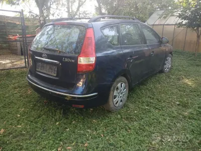 Usata Hyundai i30 109 CV (80 kW) 2009 Bluazzurro Station wagon