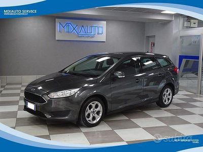 Usata Ford Focus 120 CV (88 kW) 2017 Grigio scuro metallizzato Station wagon