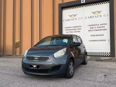 Usata Kia Venga 90 CV (66 kW) 2011 Grigio Utilitaria