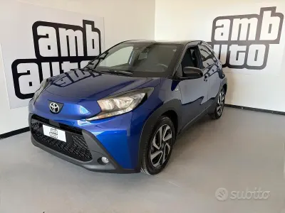 Usata Toyota Aygo X Trend 72 CV (52 kW) 2025 Nero SUV