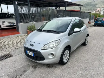 Begagnad Ford Ka Titanium 69 HK (50 kW) 2011 Grå Halvkombi
