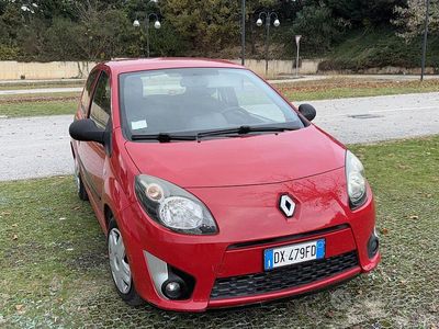 Usata Renault Twingo 75 CV (55 kW) 2008 Rosso Utilitaria