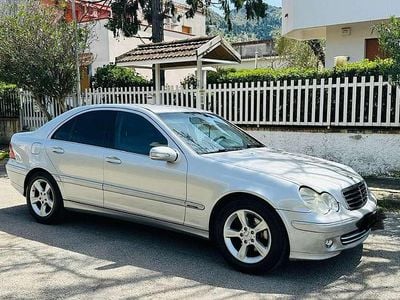 Usata Mercedes C220 150 CV (110 kW) 2004 Berlina