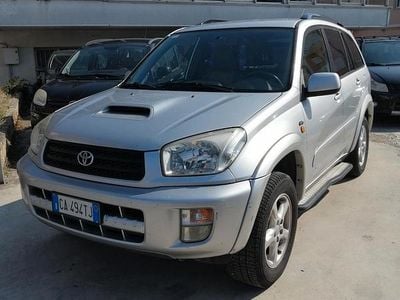 Usata Toyota RAV4 Sol 115 CV (84 kW) 2003 Argento Station wagon