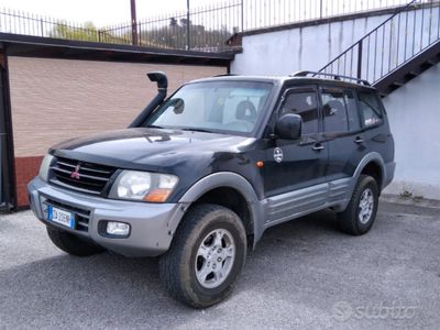 usata Mitsubishi Pajero 3,2 5p GLS gancio traino 3500kg