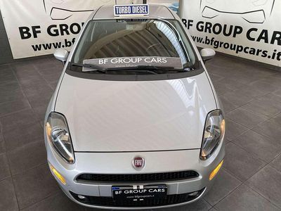 Usata Fiat Punto Lounge 84 CV (61 kW) 2015 Argento Utilitaria
