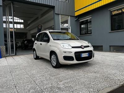 Usata Fiat Panda Easy 69 CV (50 kW) 2015 Beige Utilitaria