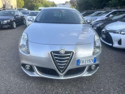 Usata Alfa Romeo Giulietta Exclusive 105 CV (77 kW) 2014 Argento Utilitaria