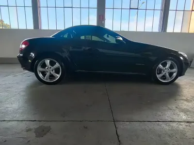 Usata Mercedes SLK200 163 CV (119 kW) 2007 Nero Cabrio