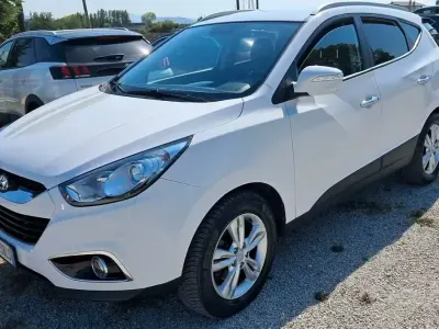 Usata Hyundai ix35 Comfort 115 CV (84 kW) 2013 Bianco SUV
