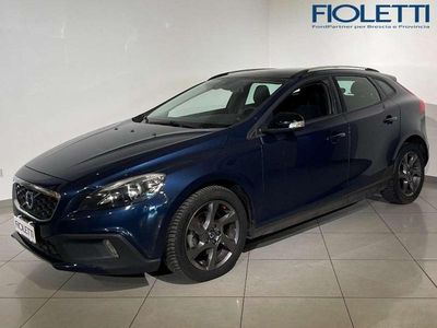 Gebraucht Volvo V40 Kinetic 114 PS (83 kW) 2015 Blau Kleinwagen