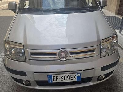Grigio Usata 2010 Fiat Panda Active Utilitaria | 3700 € (Buon prezzo)