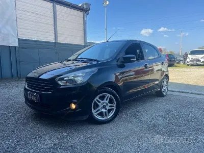 Begagnad Ford Ka Ultimate 86 HK (63 kW) 2017 Svart Sedan