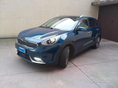 Usata Kia Niro 105 CV (77 kW) 2017 Blu/azzurro SUV