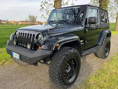 Usata Jeep Wrangler Sahara 200 CV (147 kW) 2013 Verde SUV