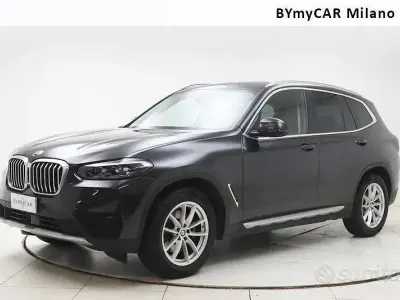 Usata BMW X3 Efficient Dynamics 190 CV (139 kW) 2023 Nero SUV