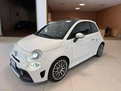 Usata Abarth 595 Turismo 165 CV (121 kW) 2022 Bianco gara Utilitaria