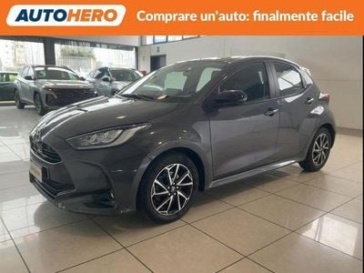 Usata Toyota Yaris Hybrid Trend 92 CV (67 kW) 2023 Grigio Berlina