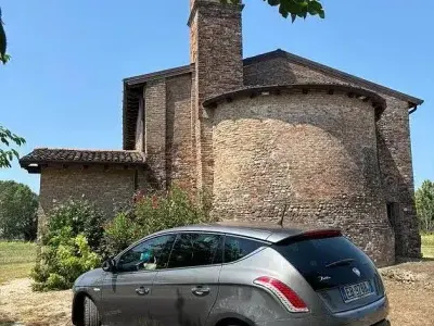 Usata Lancia Delta 120 CV (88 kW) 2010 Grigio Utilitaria
