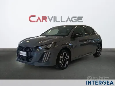 Usata Peugeot 208 Allure 101 CV (74 kW) 2025 Grigio Utilitaria