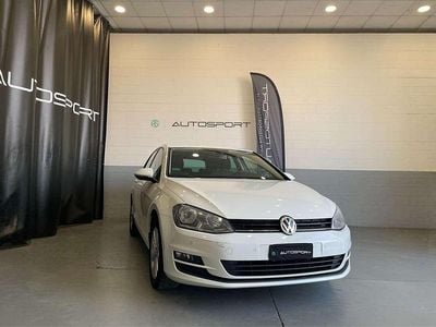 Usata VW Golf VII Comfortline 105 CV (77 kW) 2013 Bianco Utilitaria