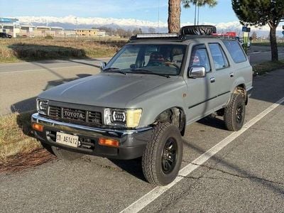 Usata Toyota 4 Runner 143 CV (105 kW) 1990 Grigio SUV